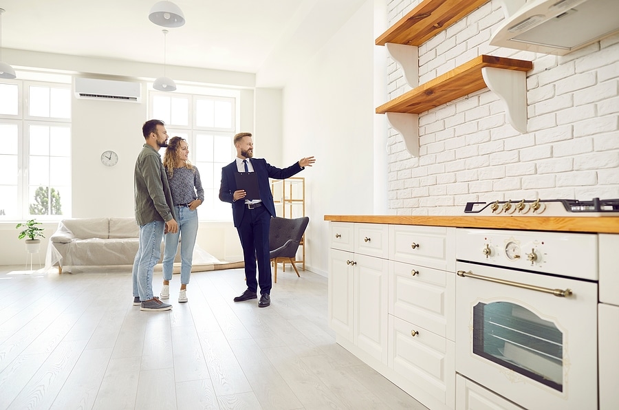 Does Painting Before Selling Really Pay You Back?