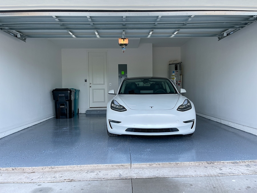 Why Garage Epoxy Floors Appeal to Car Enthusiasts